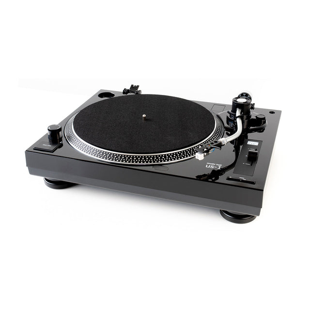 Full display of Music Hall US-1 Turntable with Cartridge