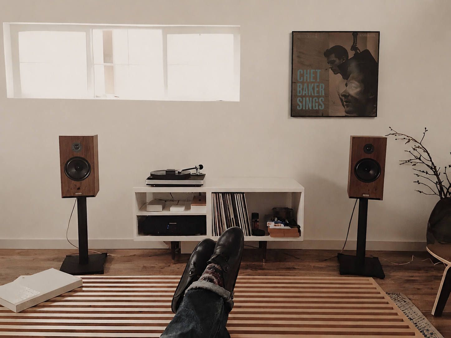 <p><strong>Match the speaker to the space.</strong> Small rooms suit bookshelves; large or open rooms need floorstanders or more power to fill them properly.</p>