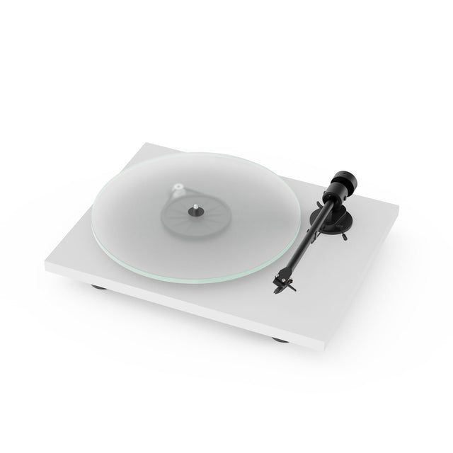 Full display of Pro-Ject T1 Turntable